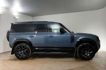 Land Rover Defender 3.0 D250 Hard Top Auto