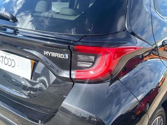 Toyota Yaris 1.5 Hybrid Excel 5dr CVT