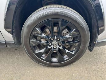 Toyota RAV4 2.5 VVT-i Hybrid Dynamic 5dr CVT