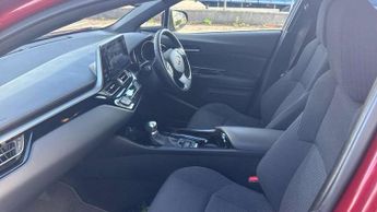 Toyota C-HR 1.8 Hybrid Design 5dr CVT