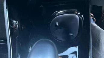 Toyota C-HR 1.8 Hybrid Design 5dr CVT