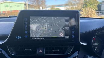 Toyota C-HR 1.8 Hybrid Design 5dr CVT