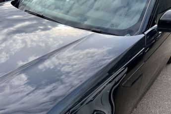 Land Rover Discovery 3.0 D300 R-Dynamic SE 5dr Auto