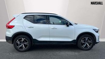 Volvo XC40 2.0 B3P Plus Dark 5dr Auto