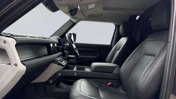 Land Rover Defender 3.0 D250 Hard Top SE Auto