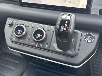 Land Rover Defender 3.0 D250 Hard Top Auto