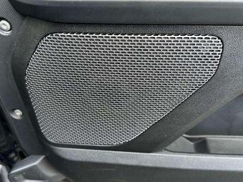 Land Rover Defender 3.0 D250 Hard Top Auto