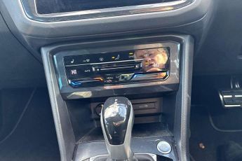 Volkswagen Tiguan 2.0 TDI R-Line 5dr DSG