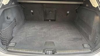 Volvo XC60 2.0 B5P Ultra Dark 5dr AWD Geartronic