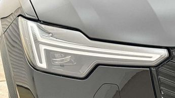 Volvo XC90 2.0 B5P Plus Dark 5dr AWD Geartronic