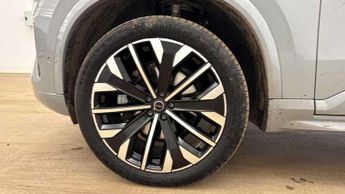 Volvo XC90 2.0 B5P Ultra Dark 5dr AWD Geartronic