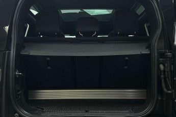 Land Rover Defender 3.0 D300 X 90 3dr Auto [6 Seat]