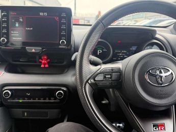 Toyota Yaris 1.5 Hybrid GR Sport 5dr CVT