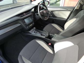 Toyota Avensis 1.8 Business Edition 5dr CVT Auto