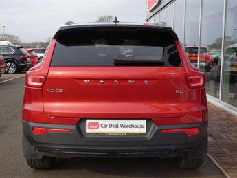 Volvo XC40 2.0 B4P R DESIGN 5dr Auto