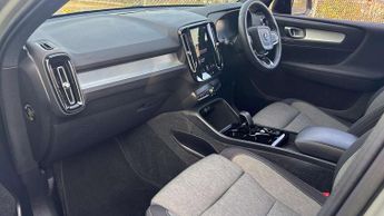 Volvo XC40 Recharge 1.5 T4 Recharge PHEV Plus Dark 5dr Auto