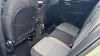Volvo XC40 Recharge 1.5 T4 Recharge PHEV Plus Dark 5dr Auto