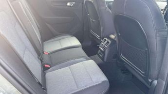 Volvo XC40 Recharge 1.5 T4 Recharge PHEV Plus Dark 5dr Auto