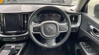 Volvo XC60 2.0 B4D Momentum Pro 5dr AWD Geartronic