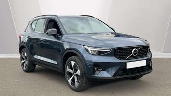 Volvo XC40 2.0 B3P Plus Dark 5dr Auto