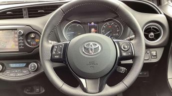 Toyota Yaris 1.5 Hybrid Excel 5dr CVT