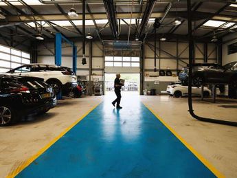 Peugeot 208 1.2 PureTech 100 Allure 5dr EAT8