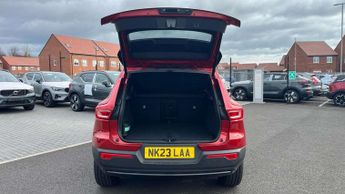 Volvo XC40 2.0 B3P Plus Dark 5dr Auto