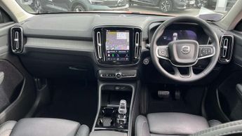 Volvo XC40 2.0 B3P Plus Dark 5dr Auto