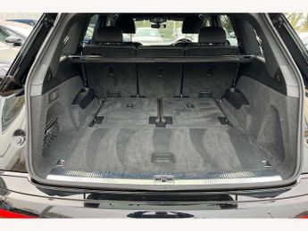 Audi Q7 50 TDI Quattro S Line 5dr Tiptronic