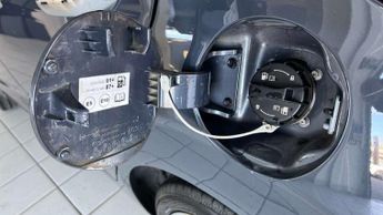 Hyundai i10 1.0 MPi Premium 5dr Auto