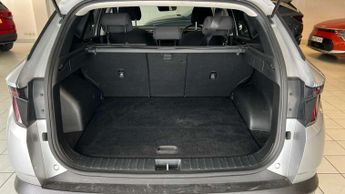 Hyundai Tucson 1.6 TGDi Hybrid 230 SE Connect 5dr 2WD Auto