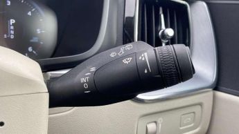 Volvo XC60 2.0 D4 Momentum Pro 5dr AWD Geartronic