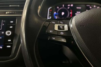 Volkswagen Tiguan 2.0 TDi 150 SEL 5dr DSG