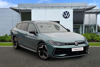Volkswagen Passat 1.5 eTSI R-Line 5dr DSG