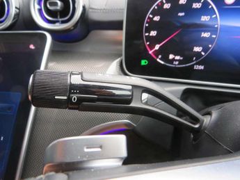 Mercedes-Benz C-Class C200 AMG Line 4dr 9G-Tronic