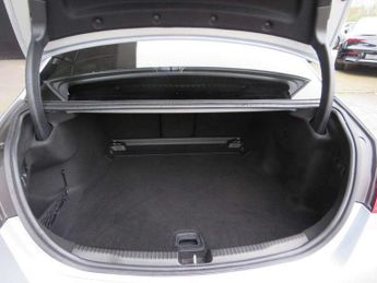 Mercedes-Benz C-Class C200 AMG Line 4dr 9G-Tronic