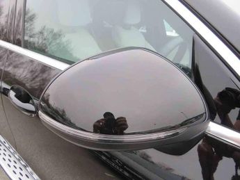 Mercedes-Benz GLC GLC 300e 4Matic AMG Line 5dr 9G-Tronic