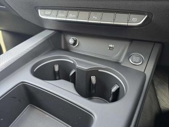 Audi A4 Avant 40 TFSI 204 Sport Edition 5dr S Tronic