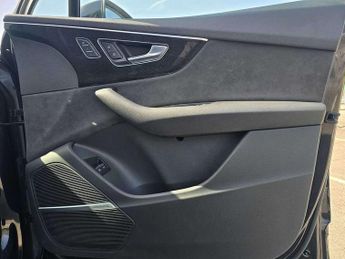 Audi Q7 55 TFSI e Quattro Black Ed 5dr Tiptronic [C+S]