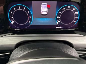 Volkswagen Golf 1.5 eTSI 150 Style 5dr DSG