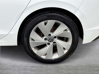Volkswagen Golf 1.5 eTSI 150 Style 5dr DSG