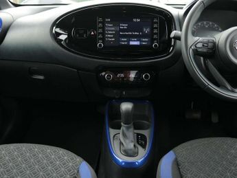 Toyota Aygo X 1.0 VVT-i Edge 5dr Auto