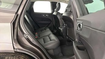 Volvo XC60 2.0 B5P Core 5dr AWD Geartronic