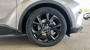 Toyota C-HR 1.8 Hybrid Dynamic 5dr CVT