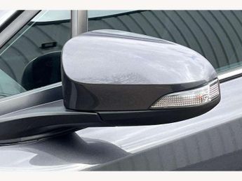 Toyota C-HR 1.8 Hybrid Design 5dr CVT