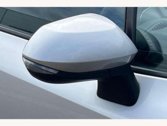 Toyota Corolla 1.8 VVT-i Hybrid Design 5dr CVT