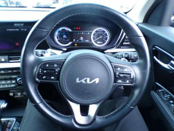 Kia Niro 1.6 GDi Hybrid Connect 5dr DCT
