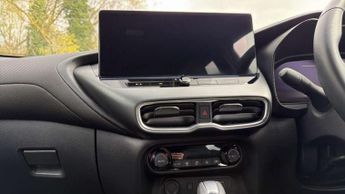 Nissan Juke 1.0 DiG-T N-Connecta 5dr DCT