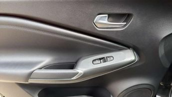 Nissan Juke 1.0 DiG-T N-Connecta 5dr DCT