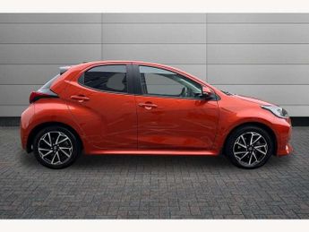 Toyota Yaris 1.5 Hybrid Design 5dr CVT